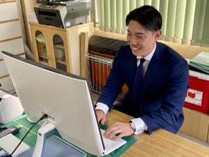 新スタッフのご紹介